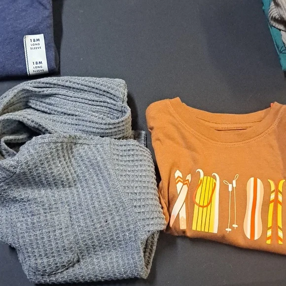 18 Month Lot - Picture 6 of 7